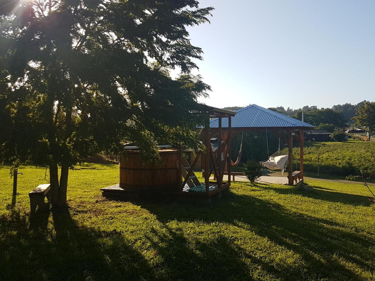 Turismo Jaos Cabanas Tinas Y Quincho Futrono Eksteriør billede